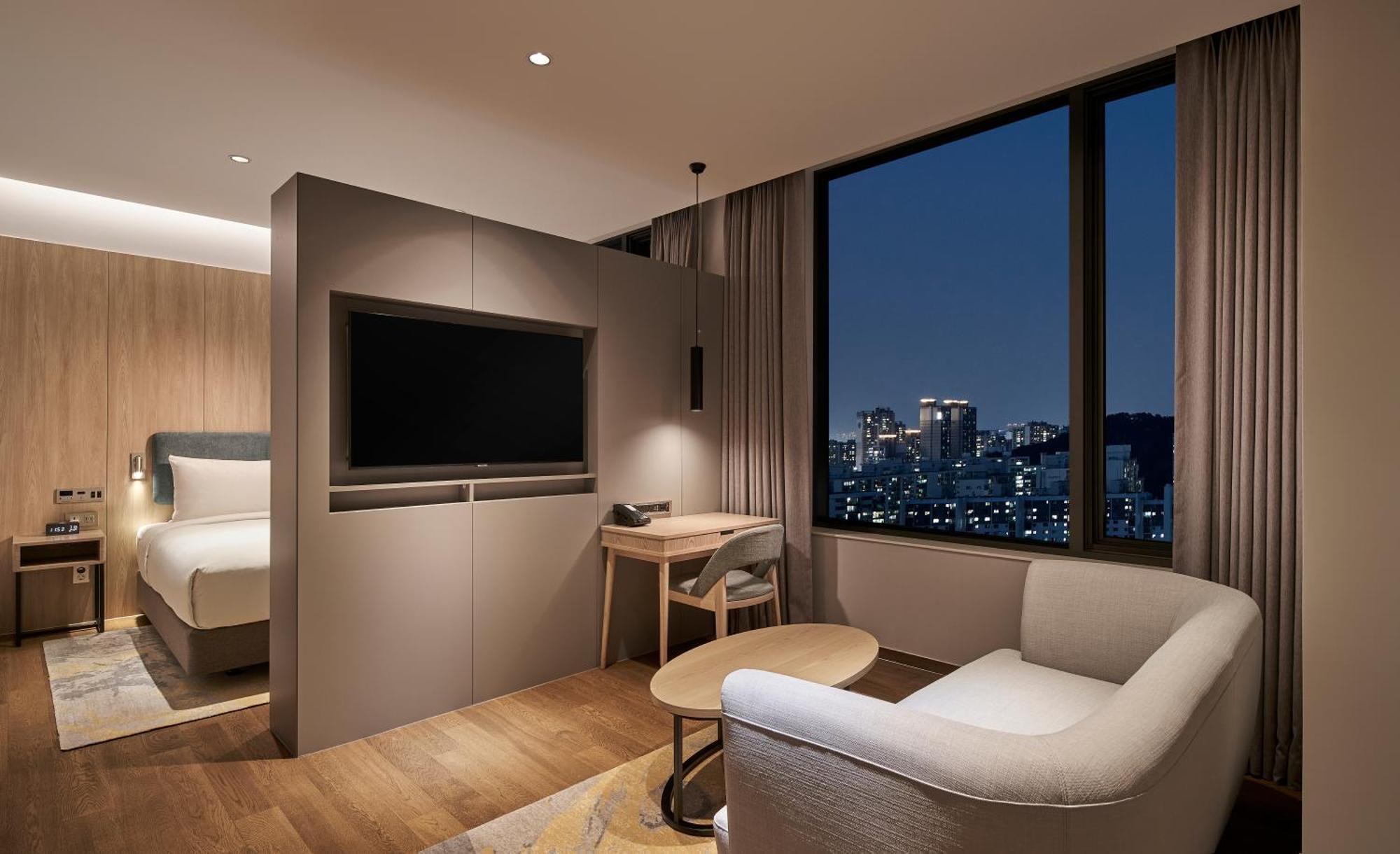 Hilton Garden Inn Seoul Gangnam Экстерьер фото
