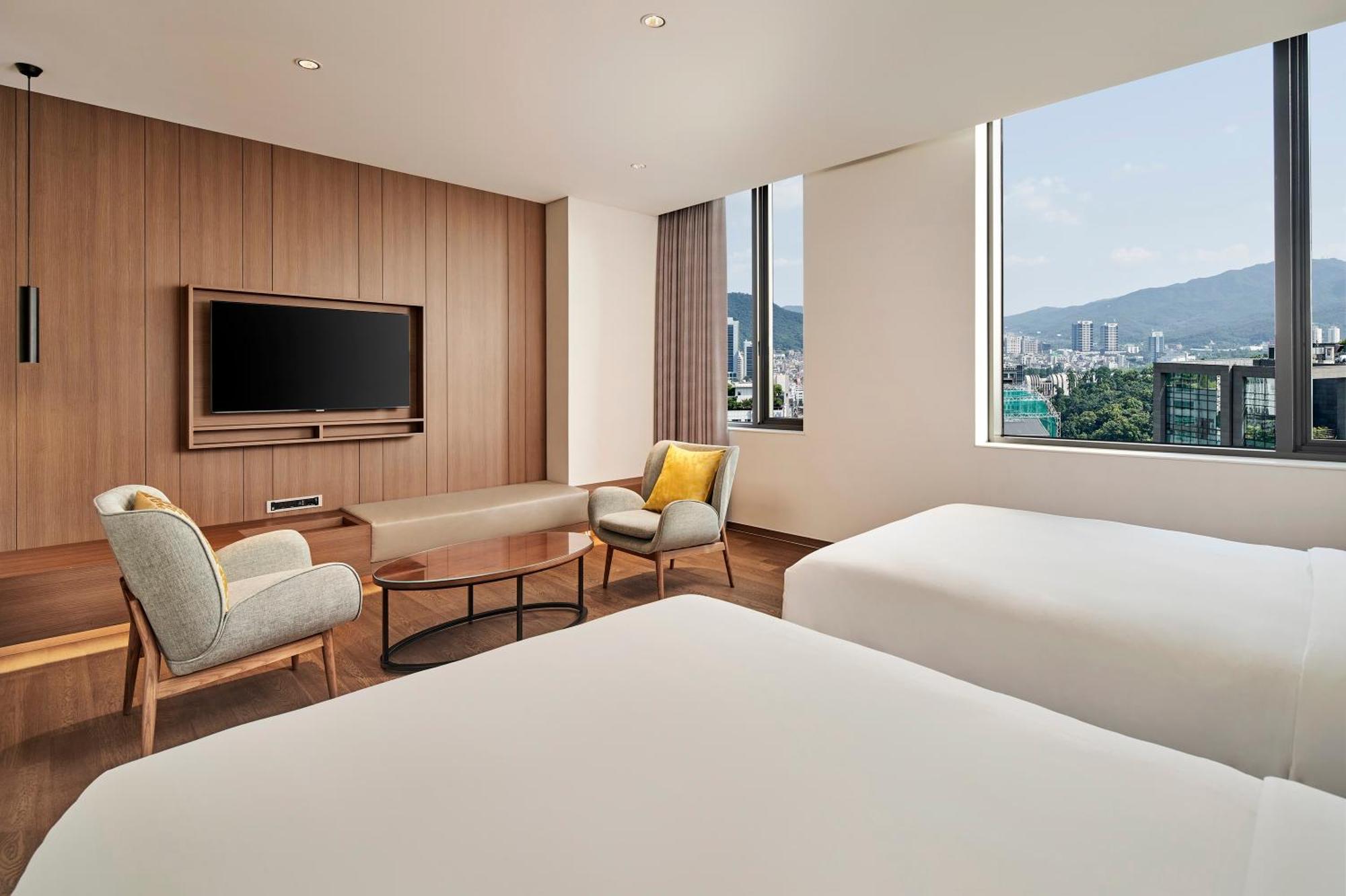 Hilton Garden Inn Seoul Gangnam Экстерьер фото