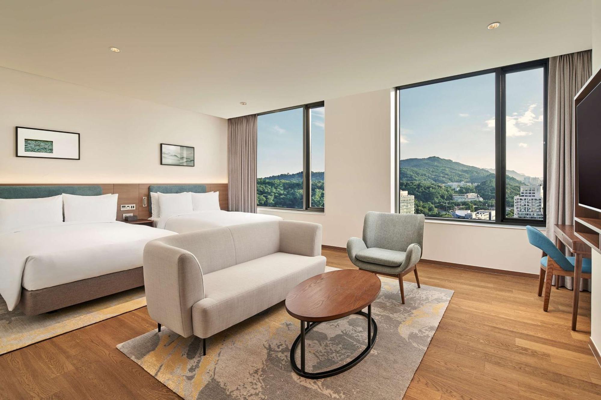 Hilton Garden Inn Seoul Gangnam Экстерьер фото