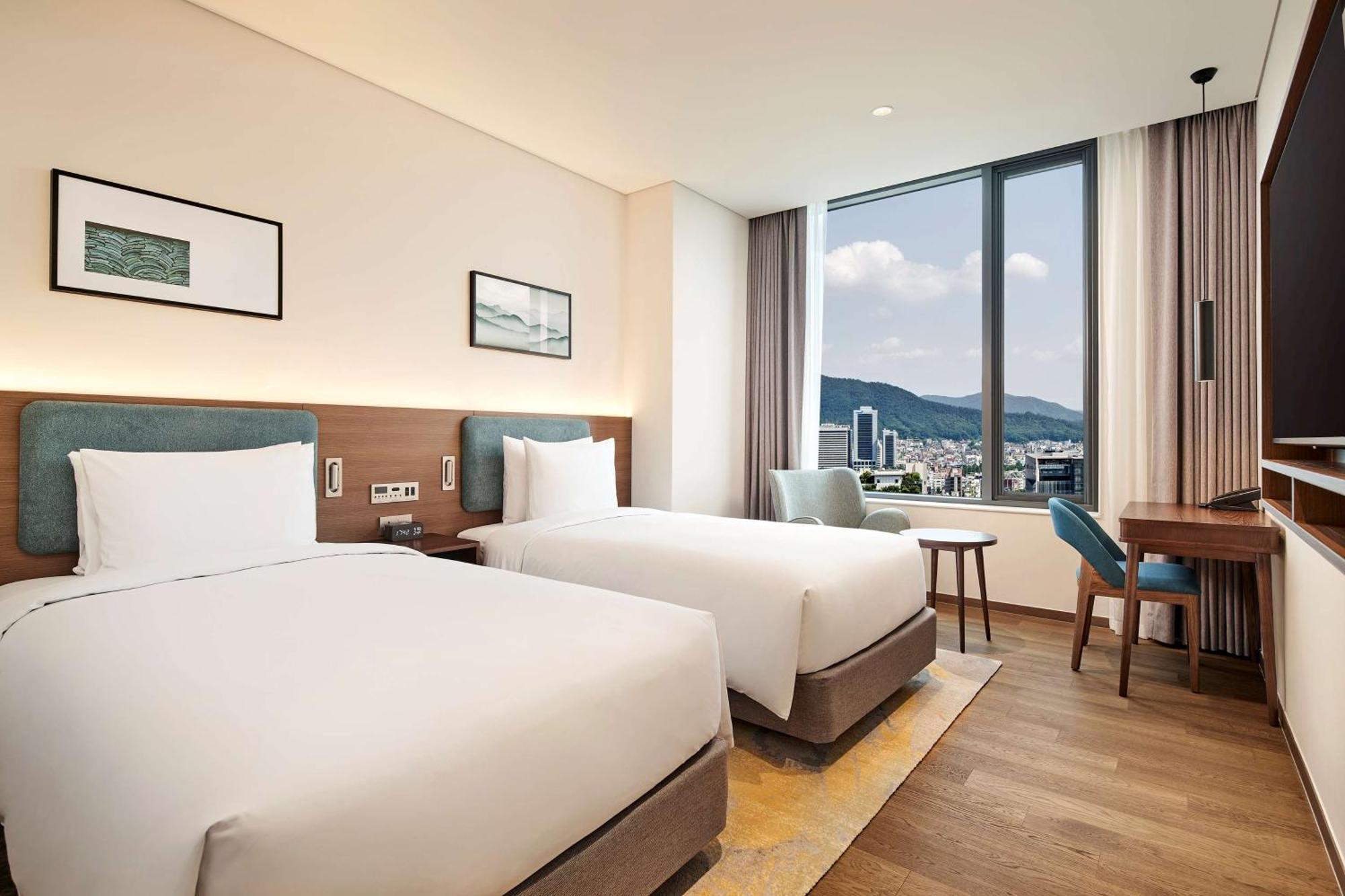 Hilton Garden Inn Seoul Gangnam Экстерьер фото