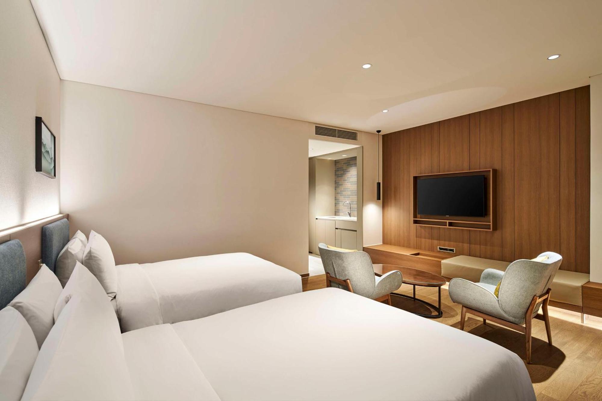 Hilton Garden Inn Seoul Gangnam Экстерьер фото
